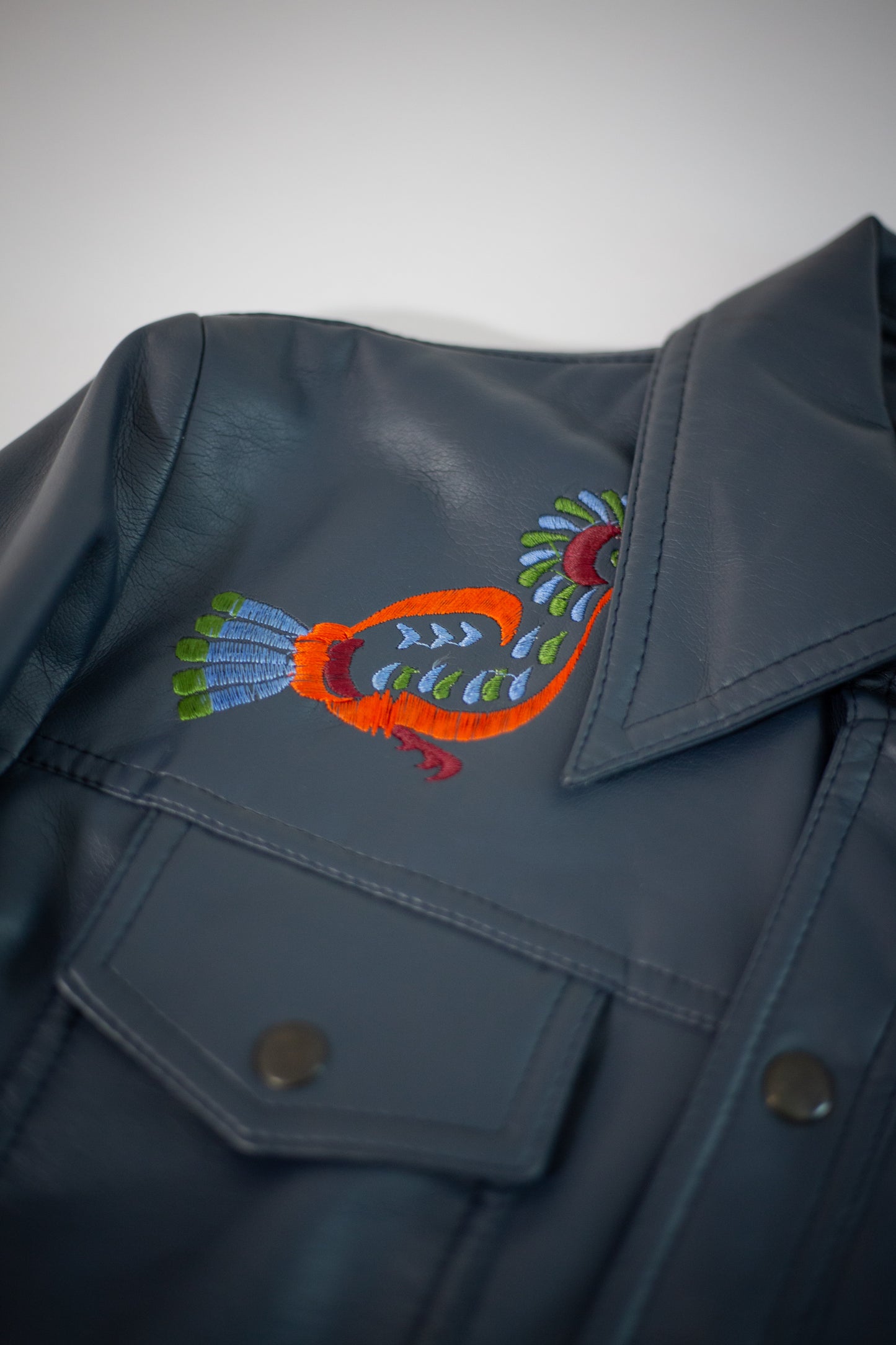 70's/80's Man-Lee Poly Vinyl Snap Button Shirt | Medium