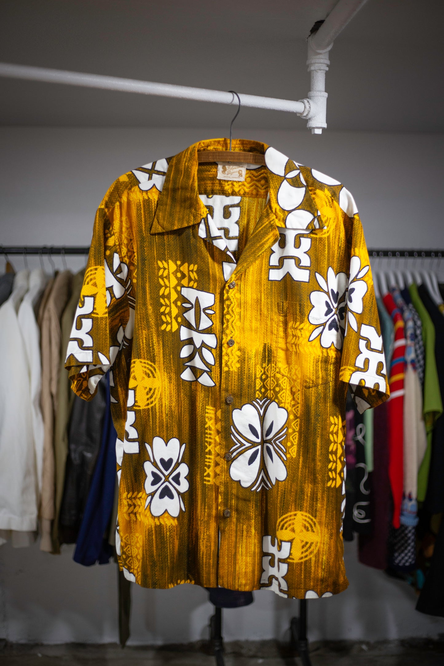 60's Polynesian Bazaar Hawaiian Shirt | X-Large