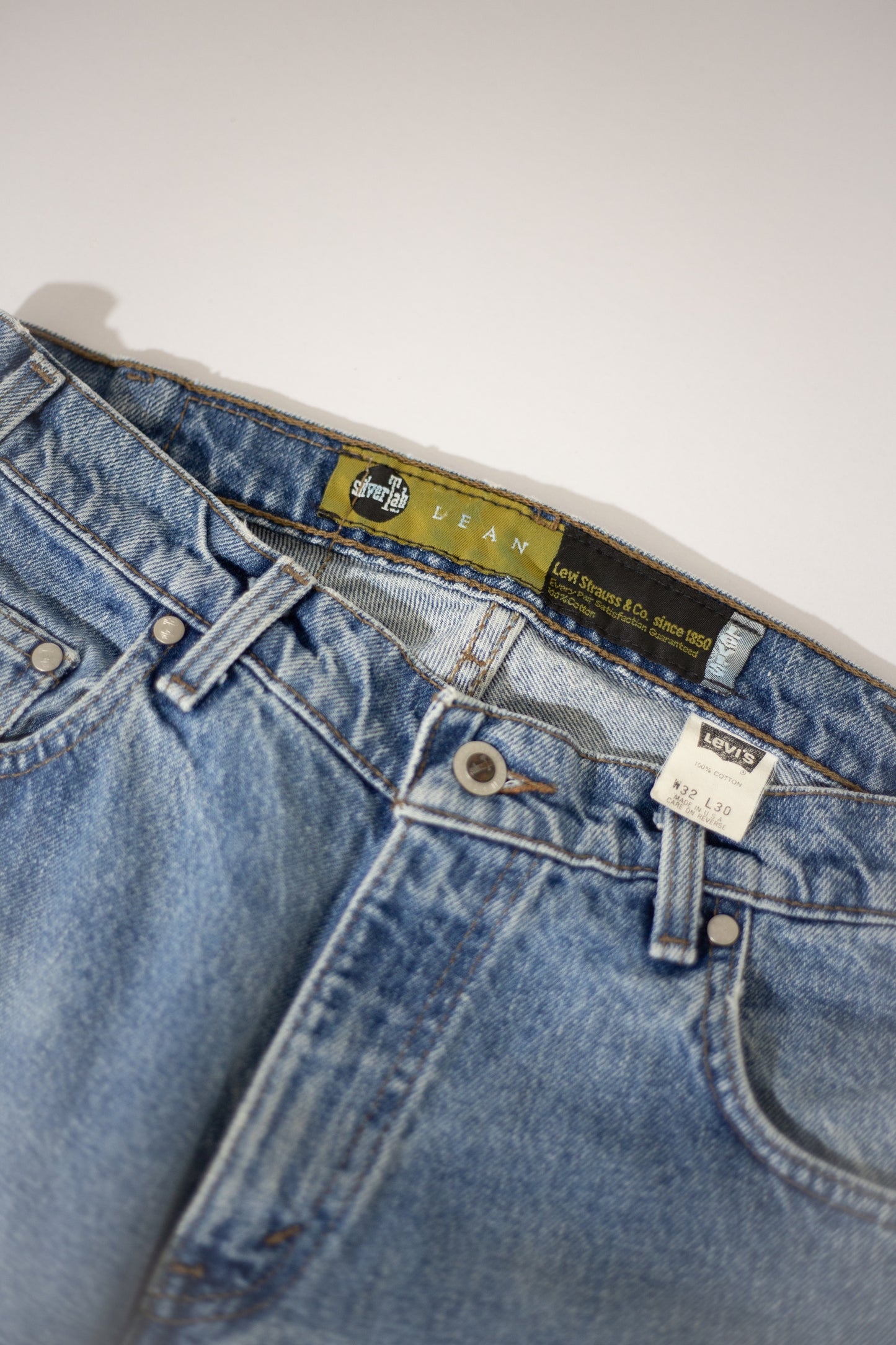 90's Levi's SilverTab (549 0394) Lean Jeans