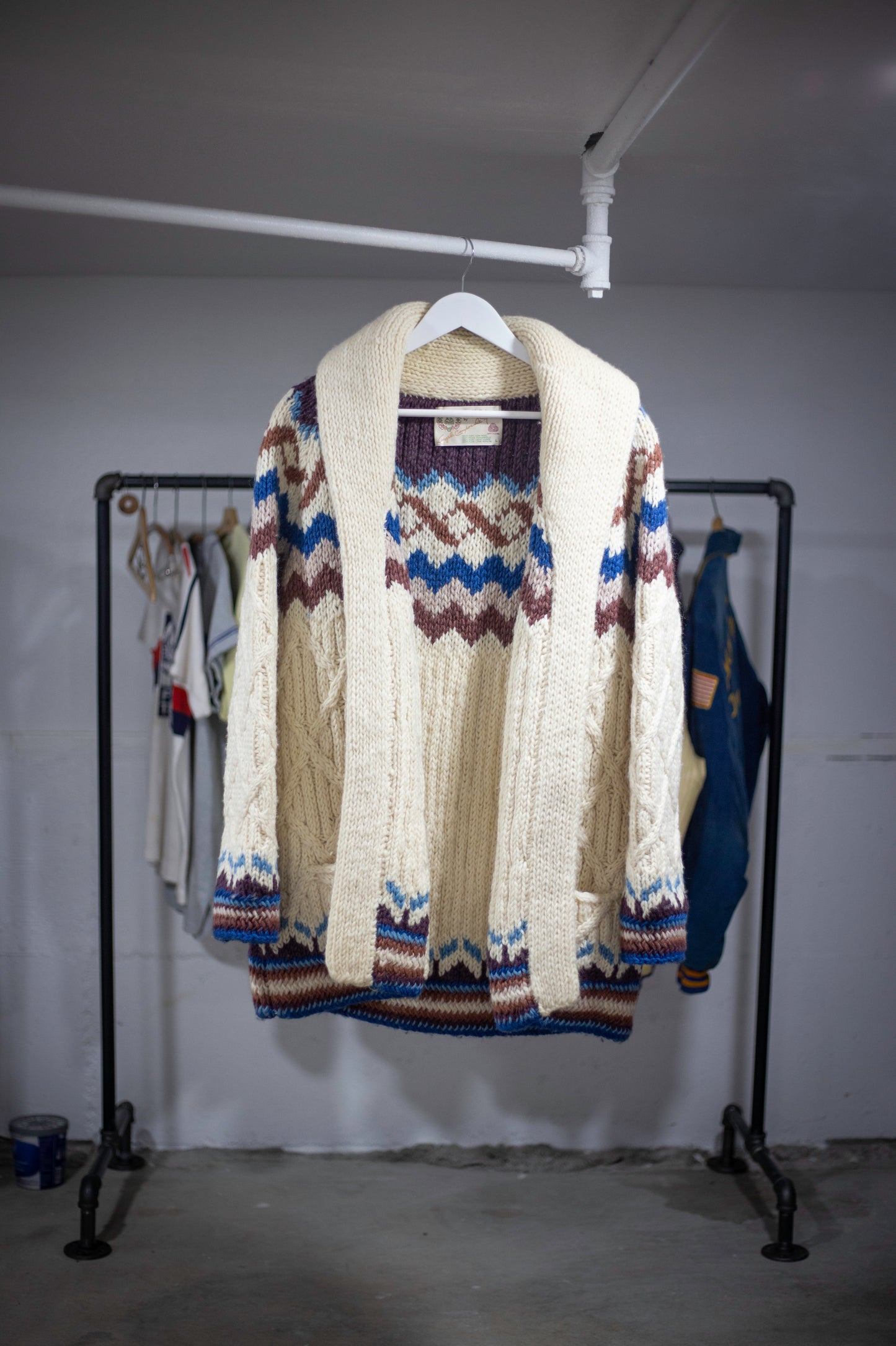 70's Angela Campos De Morris Hand Knitted Cowichan Cardigan | Large