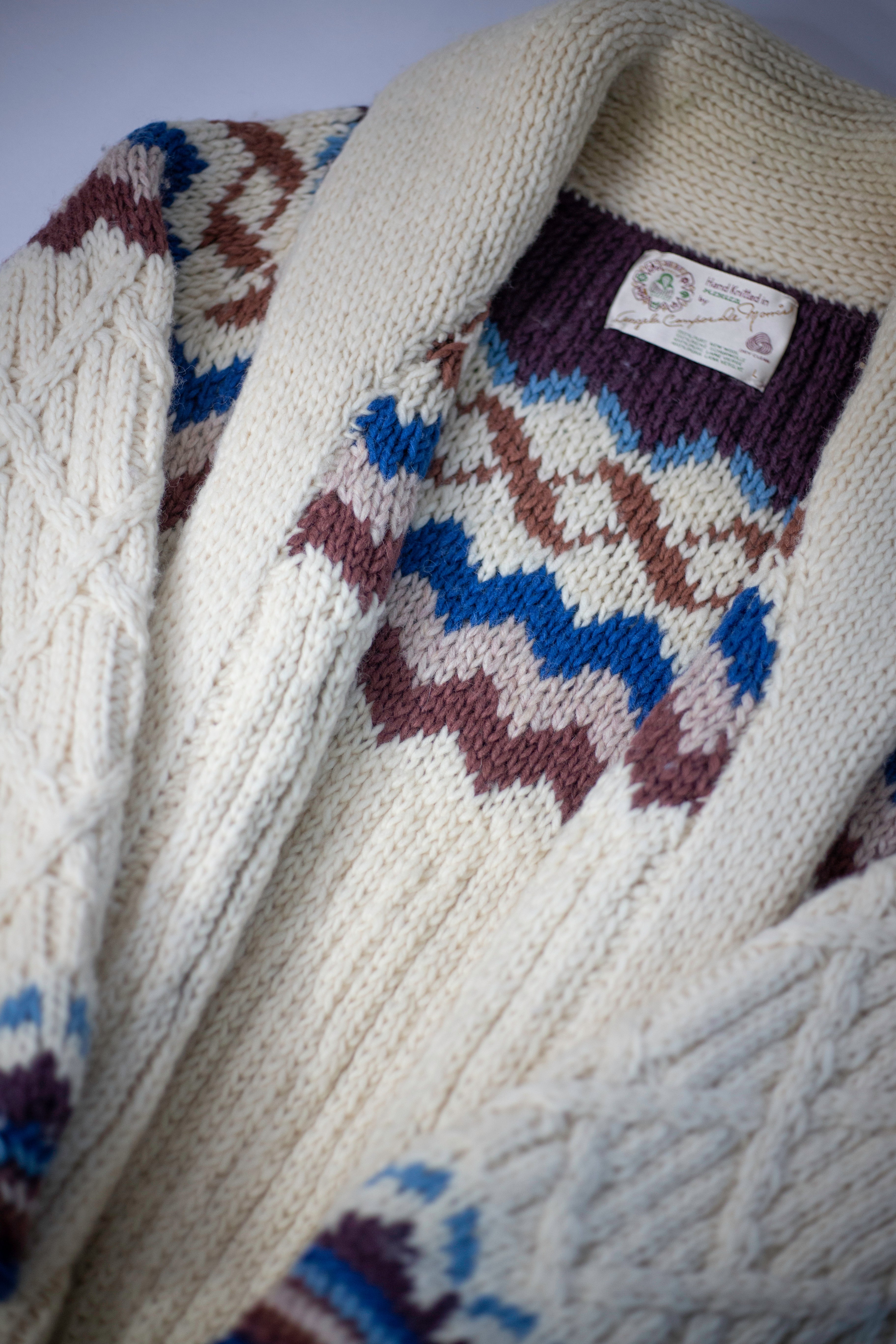 70's Angela Campos De Morris Hand Knitted Cowichan Cardigan | Large