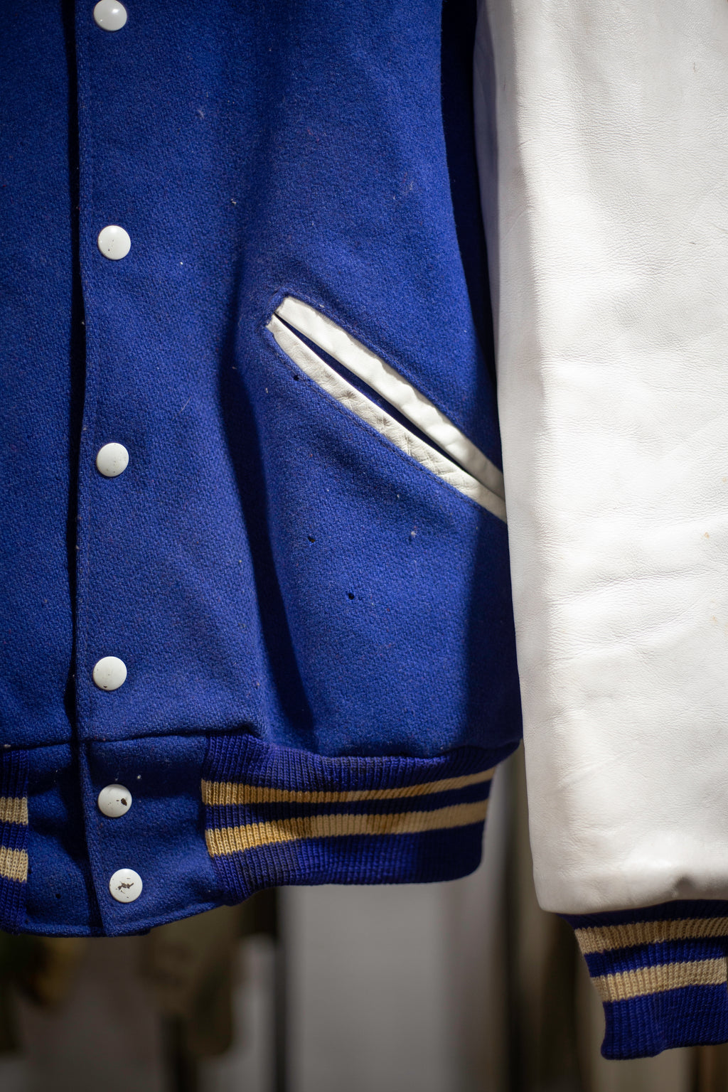 60's/70's Blank Varsity Jacket | Large