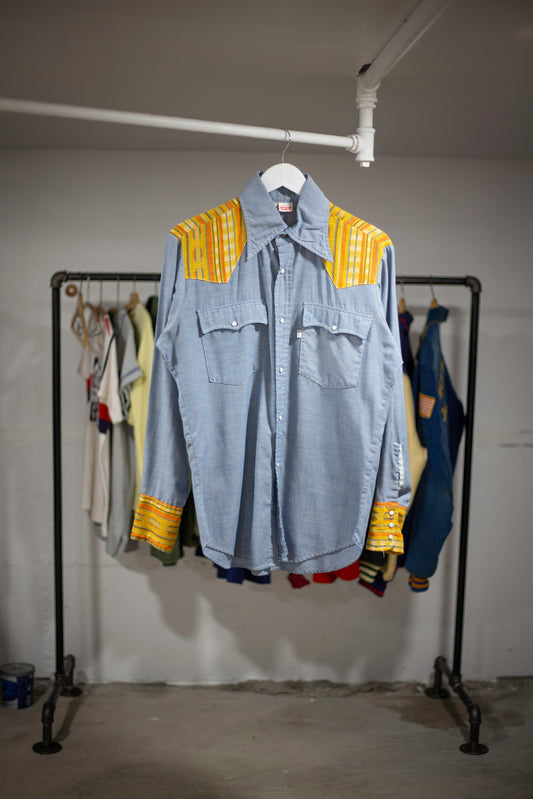 70's Levi's Chambray Western Shirt | Medium
