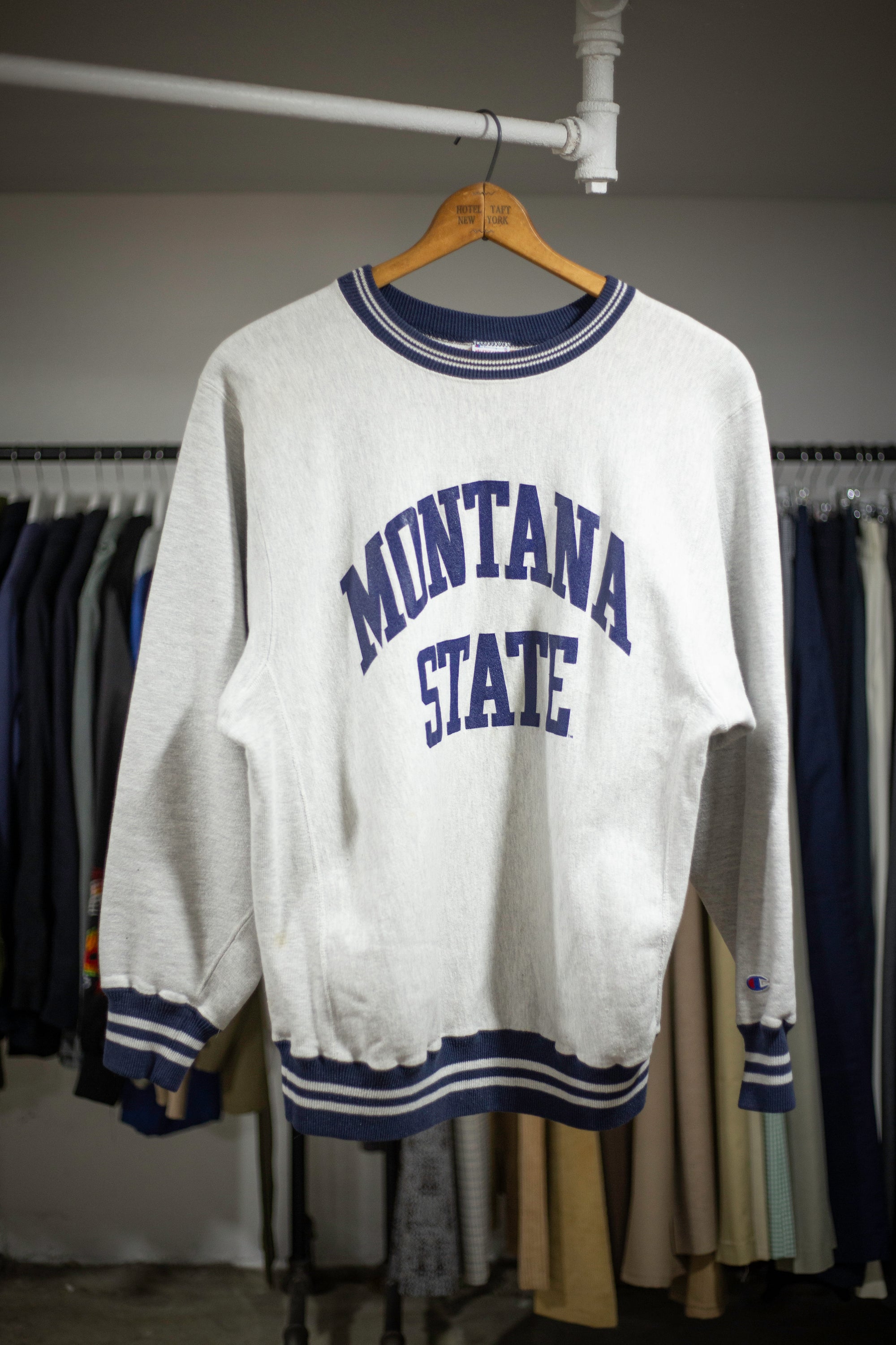 90's Champion Reverse Weave Montana State Sweatshirt | Large