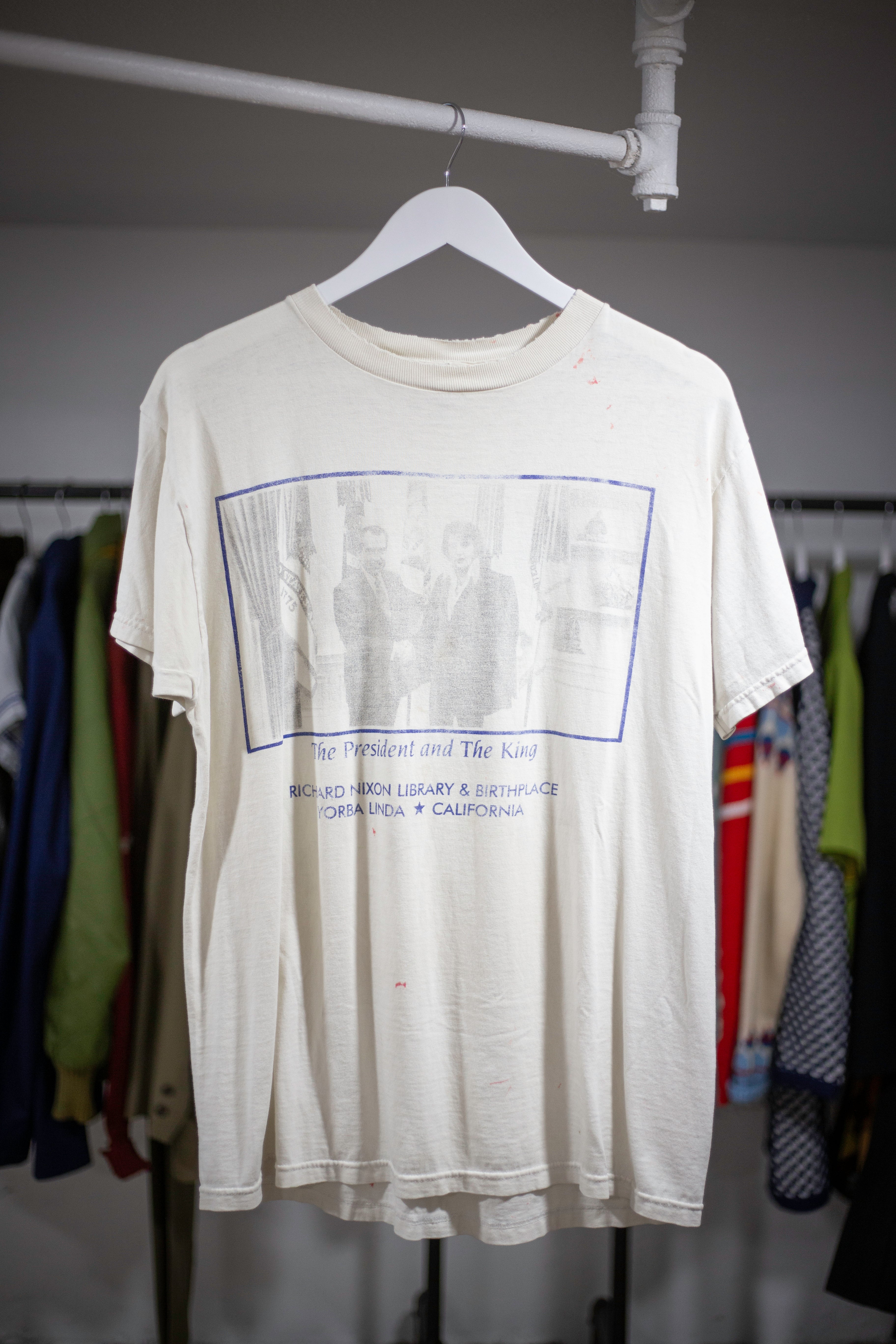90's Distressed The President & The King T-Shirt | Medium
