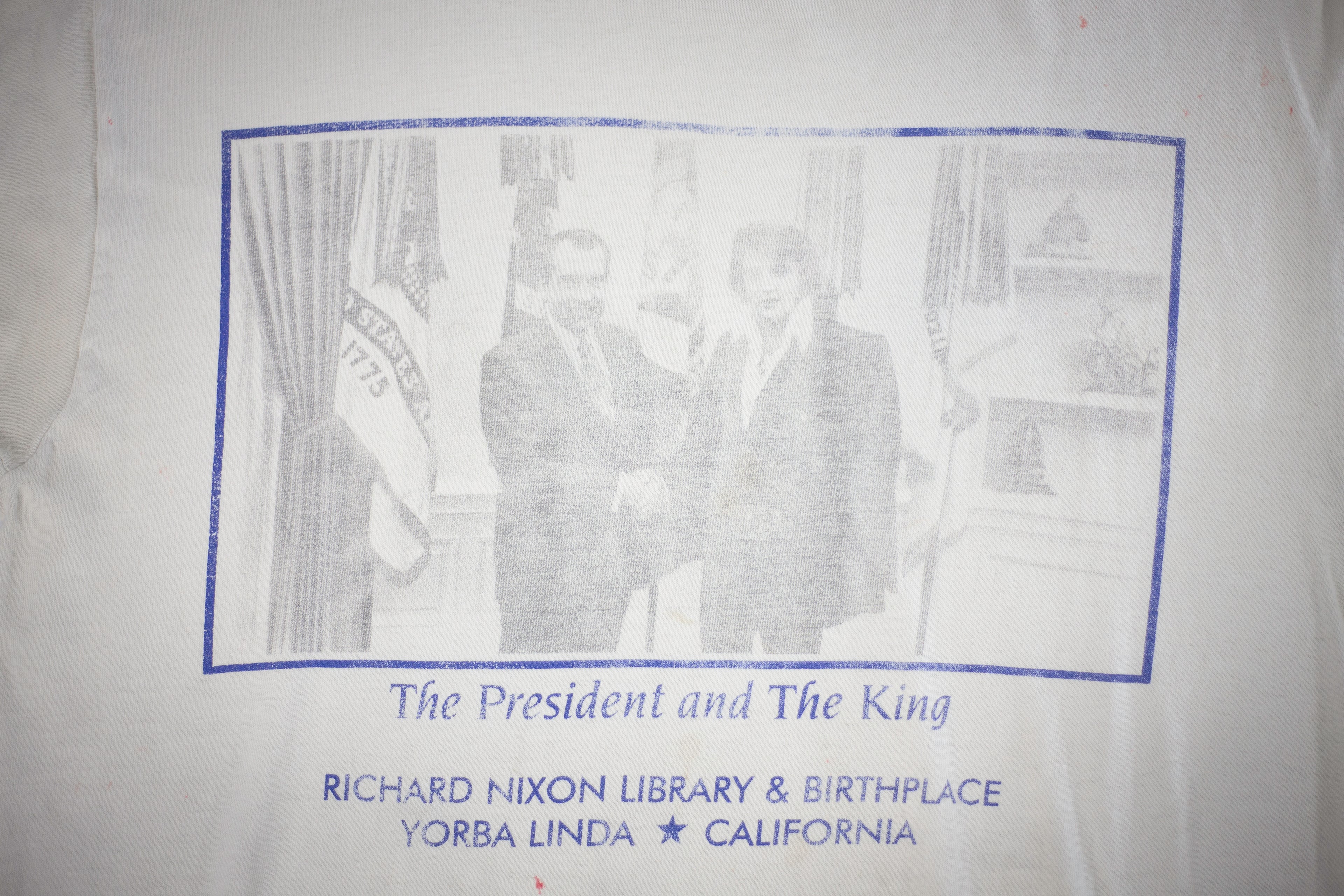90's Distressed The President & The King T-Shirt | Medium