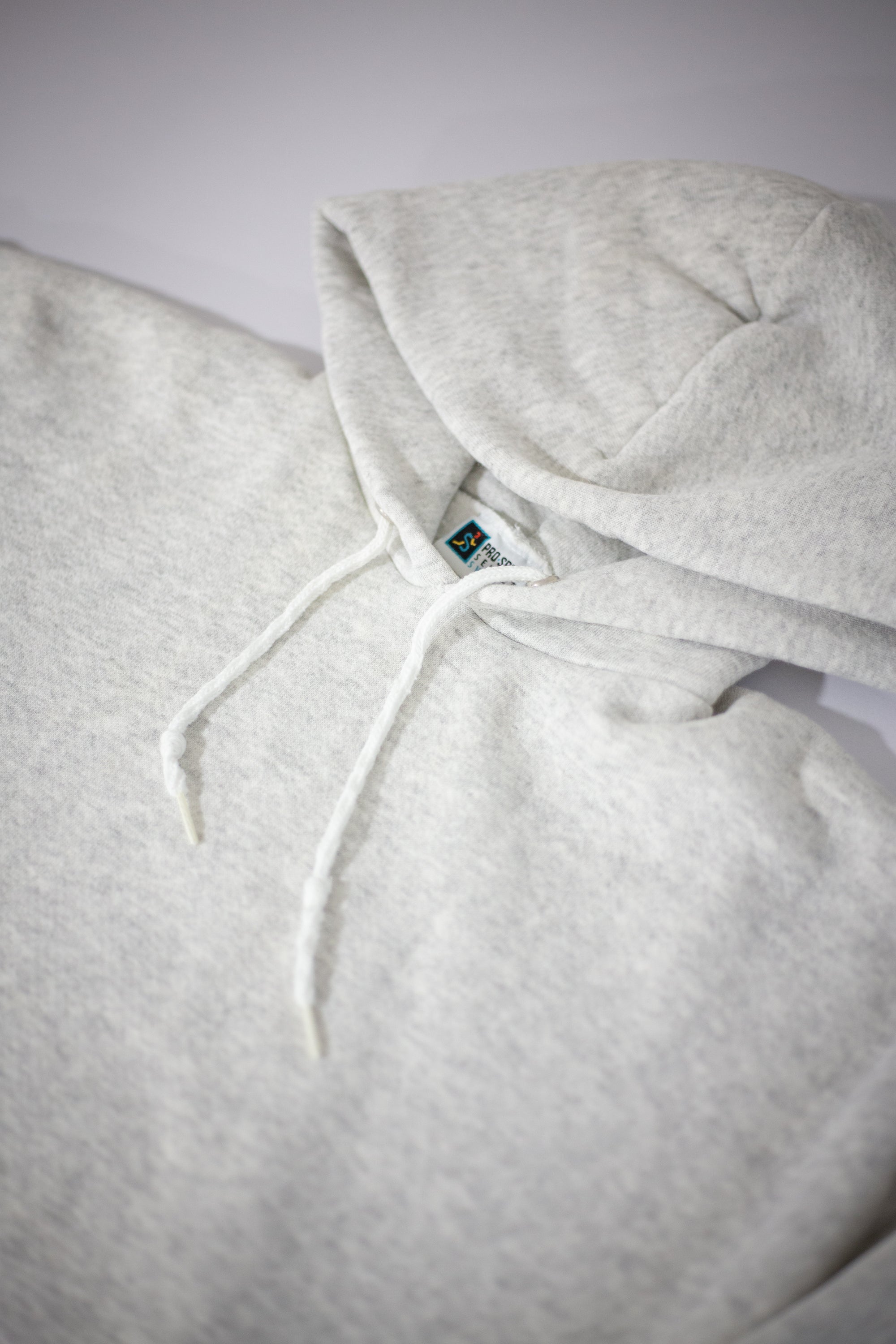 90's Pro Spirit Hoodie | Large