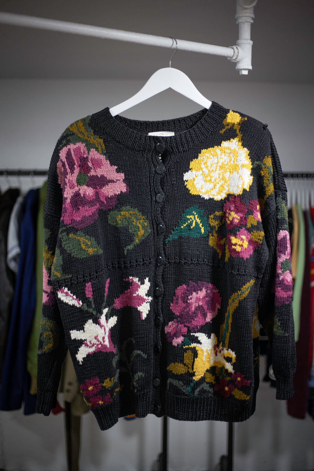 80's/90's Express Hand-Knit Floral Cardigan | X-Large